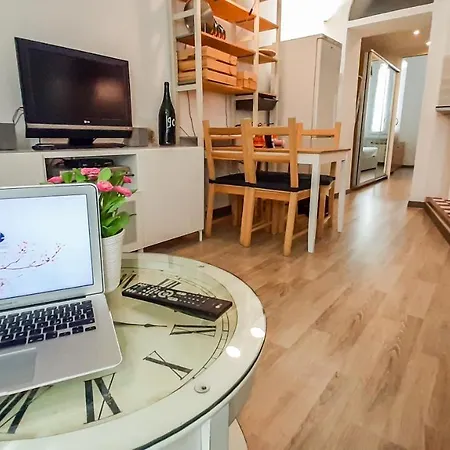 Διαμέρισμα Altido Lovely 1-br Flat With Easy Access To Centre *